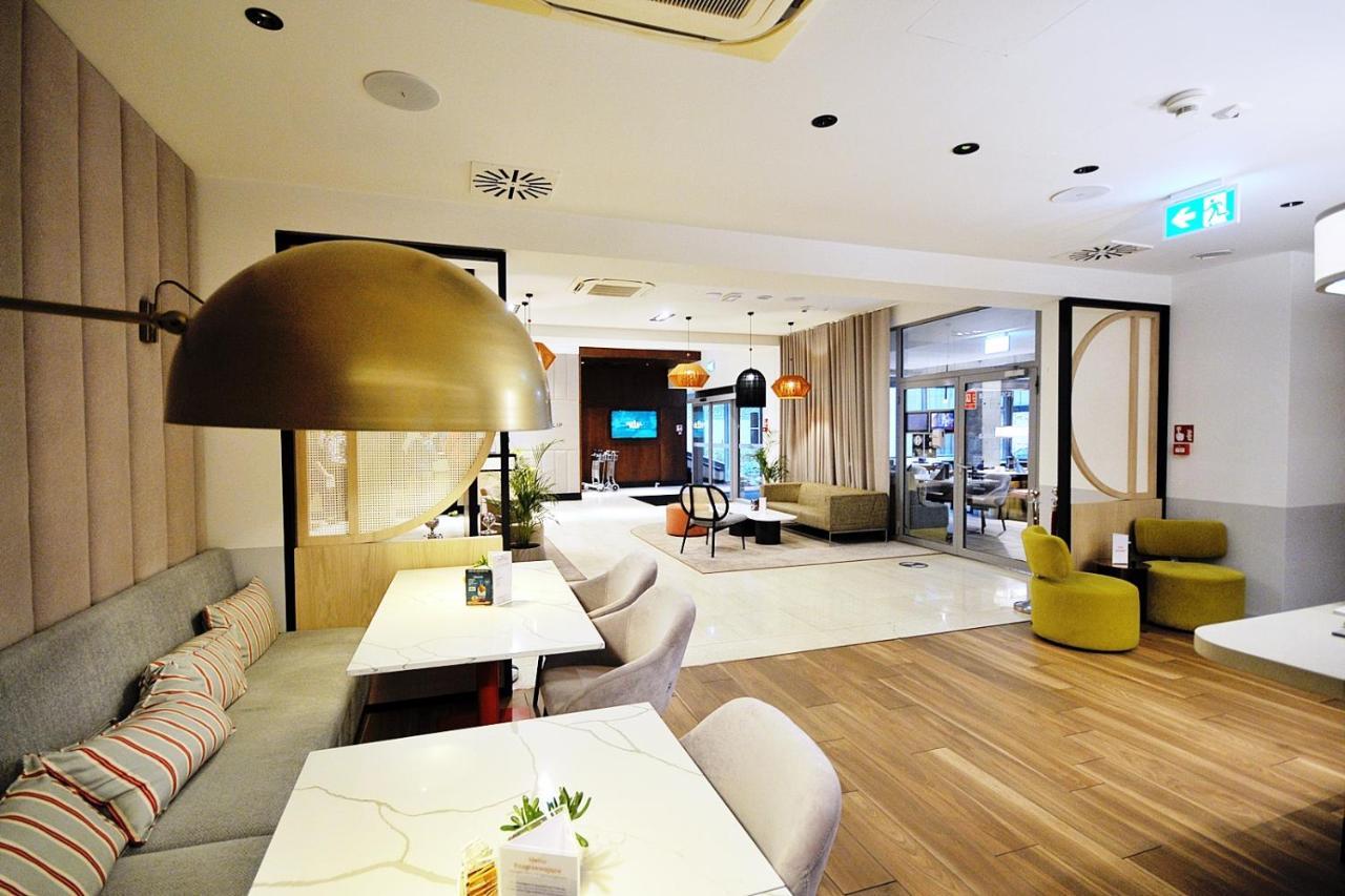 408 W Royal Tulip Sand 200 M Plaza Prywatny Dobruk Apartamenty Kolobřeh Exteriér fotografie