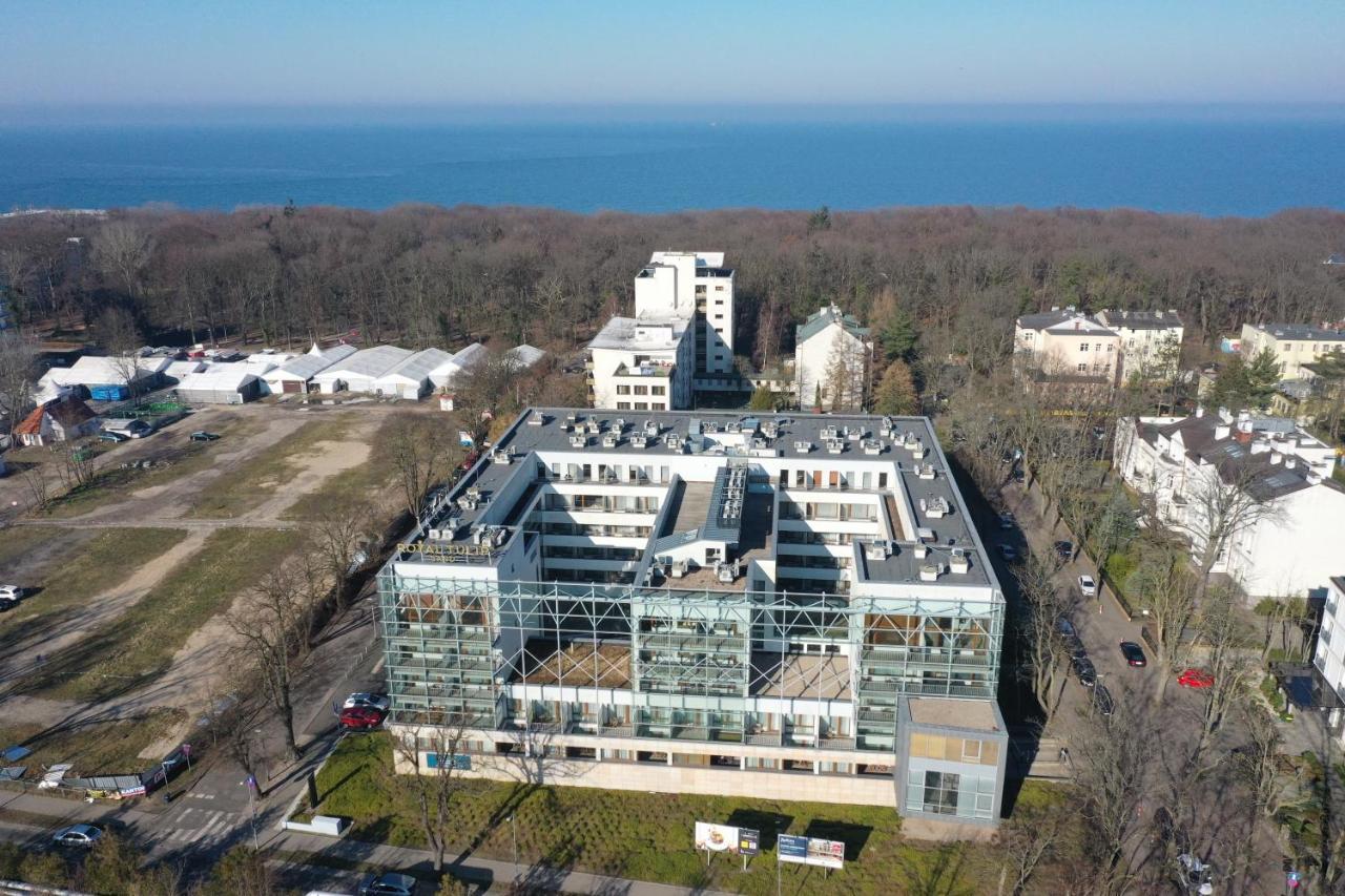 408 W Royal Tulip Sand 200 M Plaza Prywatny Dobruk Apartamenty Kolobřeh Exteriér fotografie